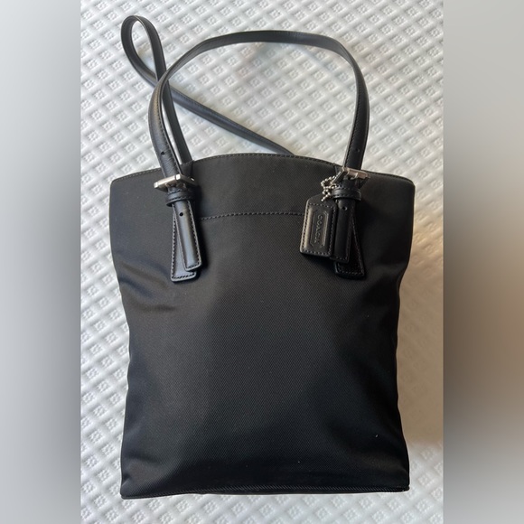 REAL Classic COACH Tote - Picture 2 of 6